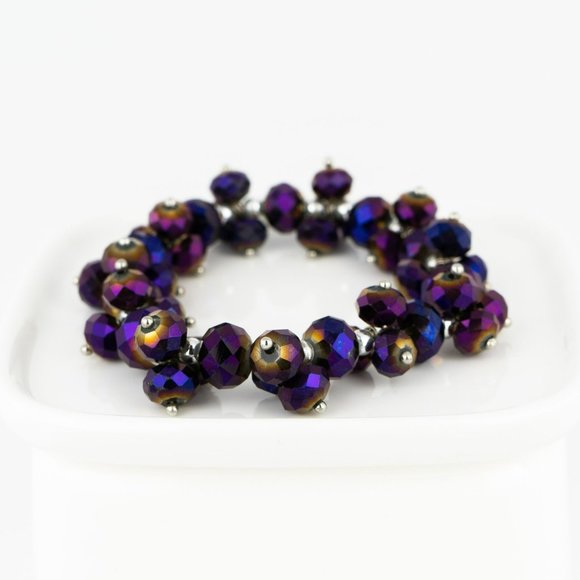 Purple Beaded Stretch Bracelet Oil Slick Sheen Sparkle Faceted Glass Silver Tone - Picture 4 of 5